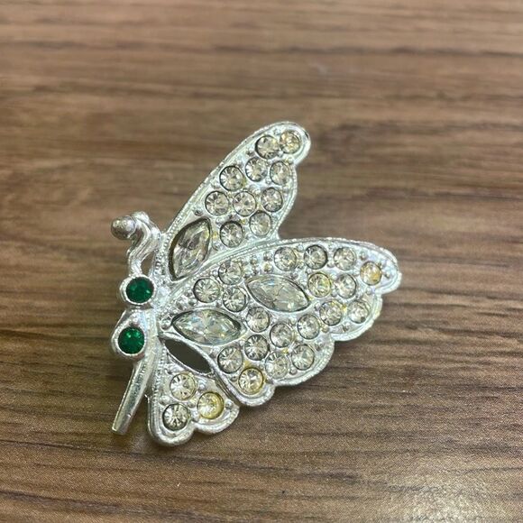 Vintage brooch  - Picture 1 of 3